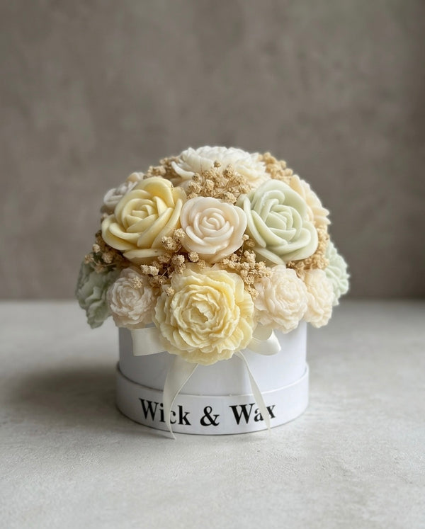 Fresh Linen Candle Bouquet (small)